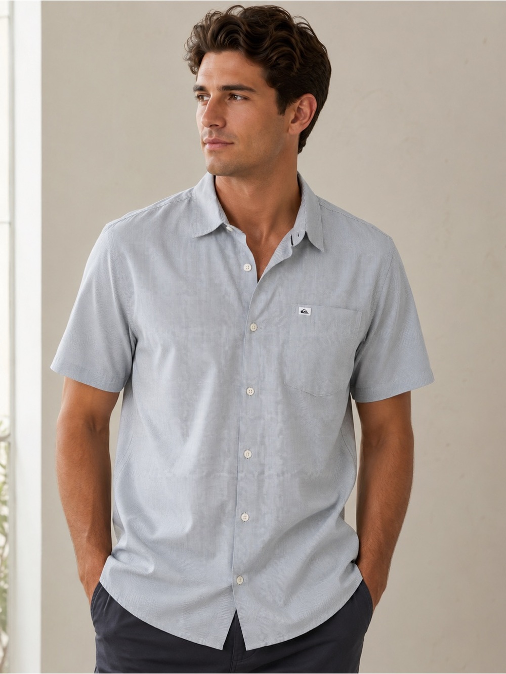 Quiksilver Goff Cove 2 Men’s Large Gray Micro Check Short Sleeve Button Shirt